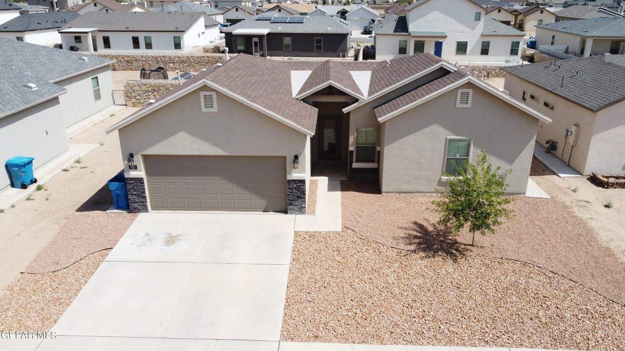 620 Adrian Arellano St - Photo 3 of 50