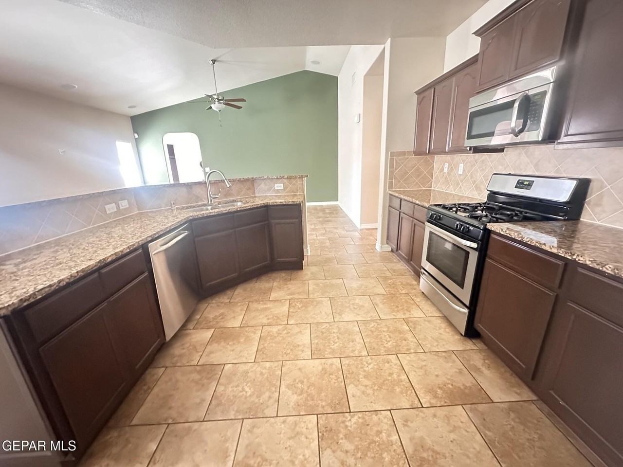 14629 Ava Leigh Ave - Photo 6 of 17