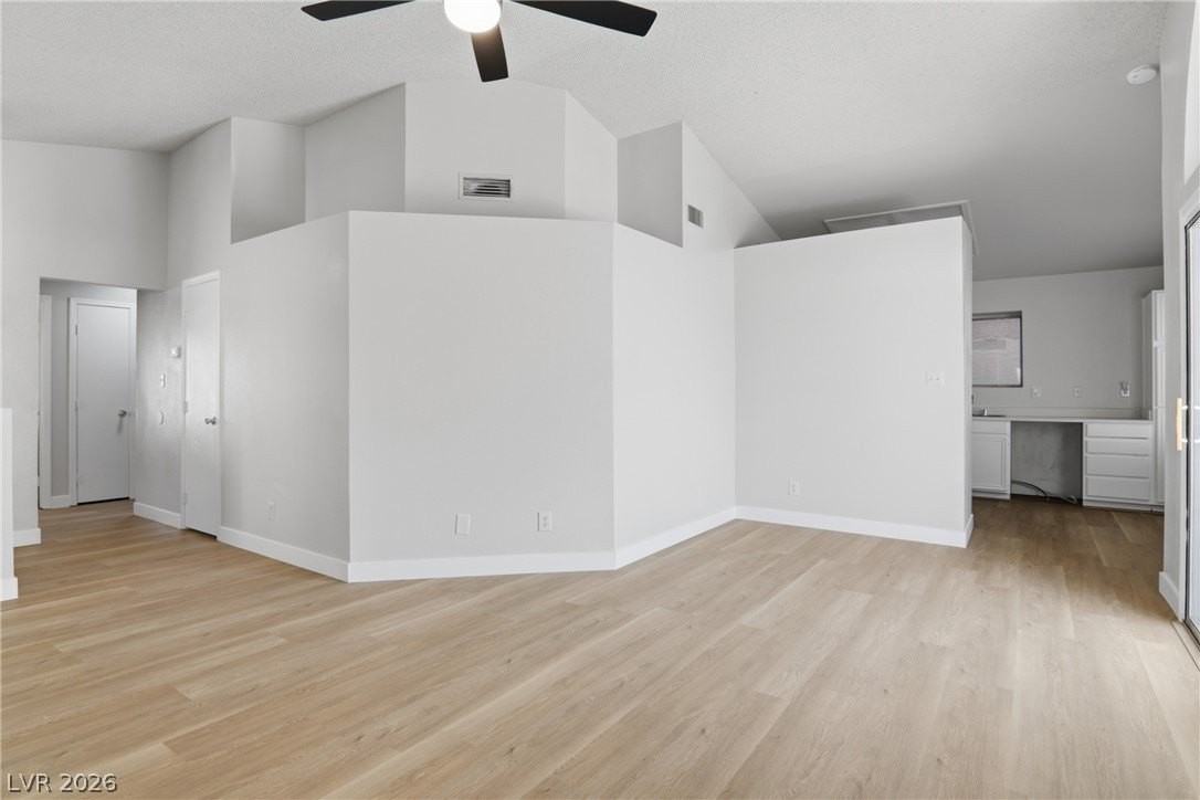 6224 Caprino Ave - Photo 4 of 31