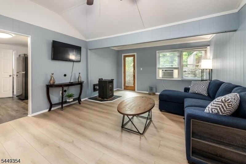 35 Bayonne Dr - Photo 5 of 17