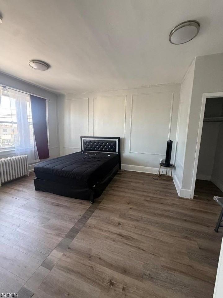 1110 S Wood Ave #10 - Photo 2 of 7