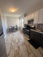 featured image of 1110 S Wood Ave #10