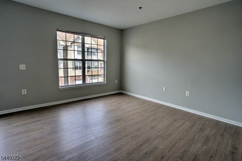 117 Conover Ter #117 - Photo 5 of 15