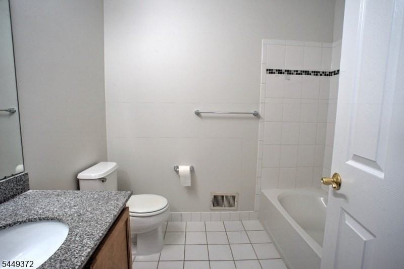 117 Conover Ter #117 - Photo 7 of 15