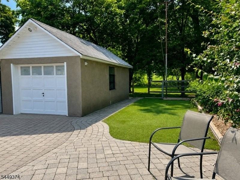 100 1st Ave - Photo 2 of 22