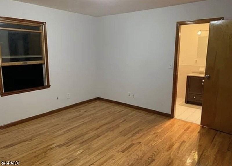 648 Summer St - Photo 2 of 13