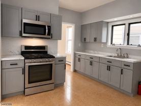 1110 Hampton Pl - Photo 1 of 1