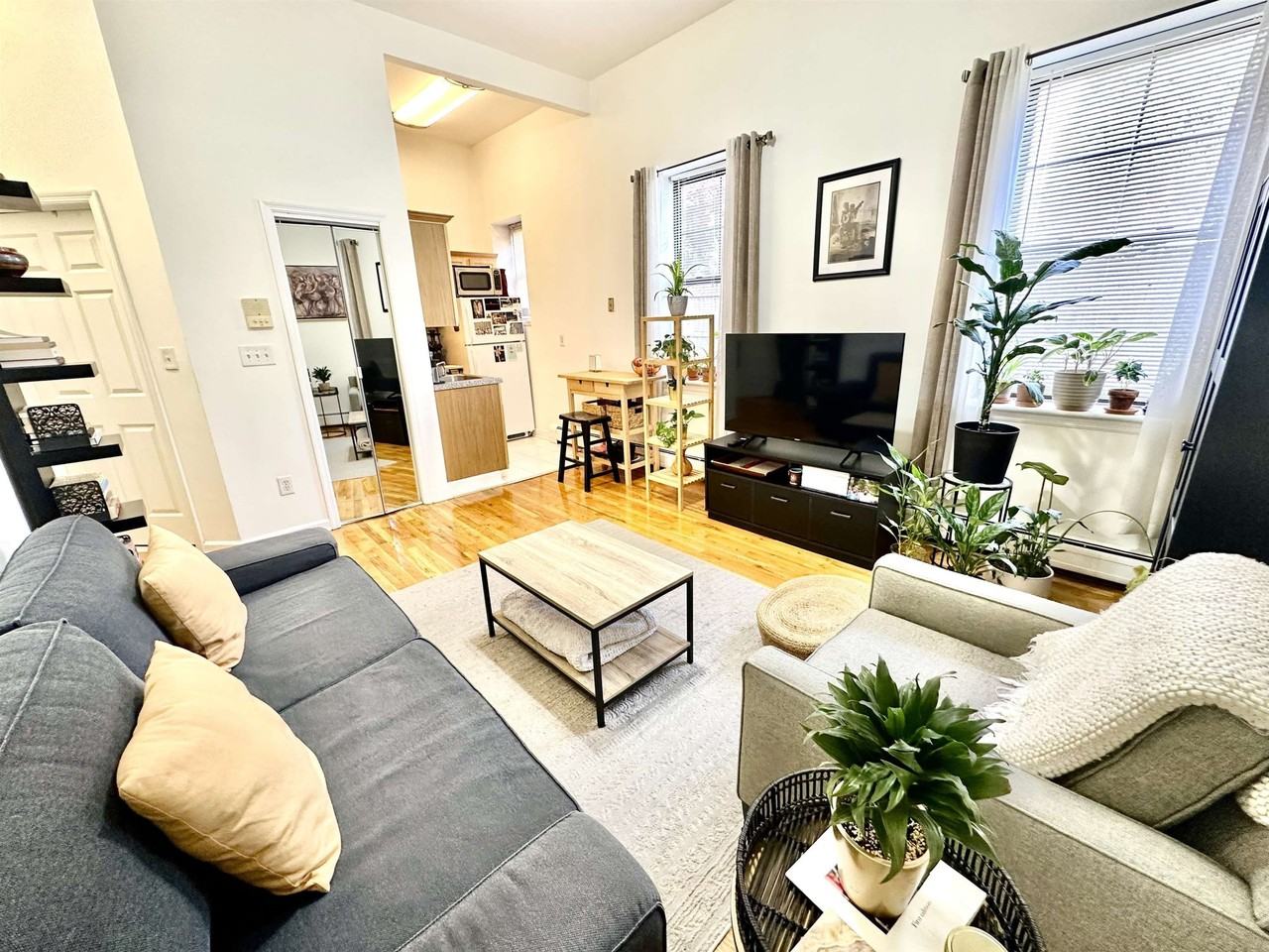 86 South St #2 - Photo 4 of 23