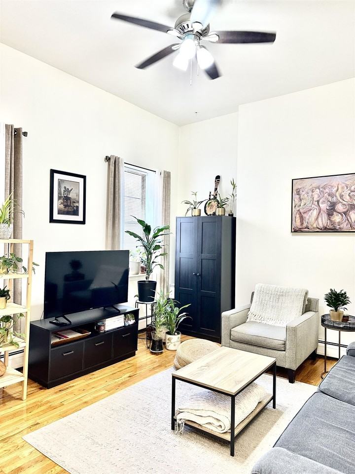 86 South St #2 - Photo 7 of 23