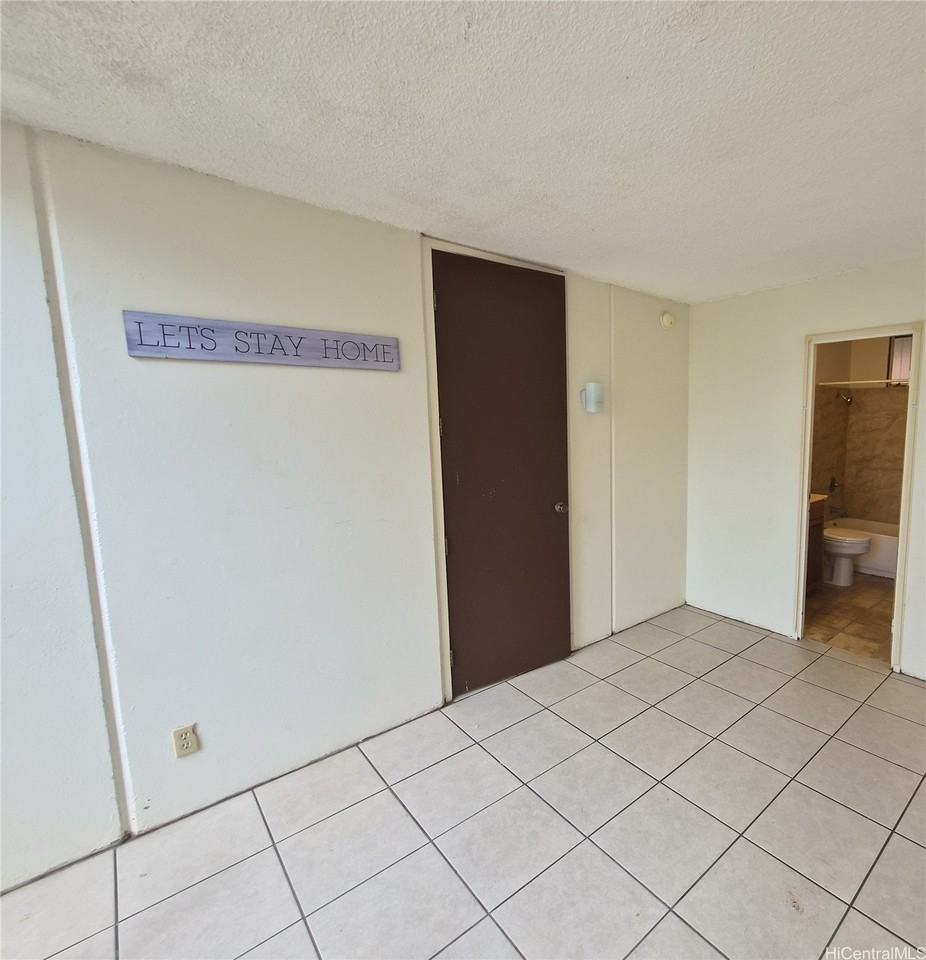 95-065 Waikalani Dr #F204 - Photo 6 of 7
