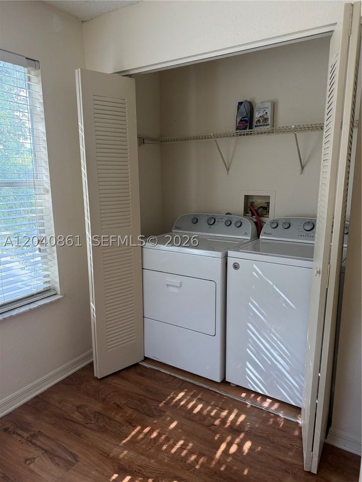 12950 Vista Isles Dr #424 - Photo 3 of 5