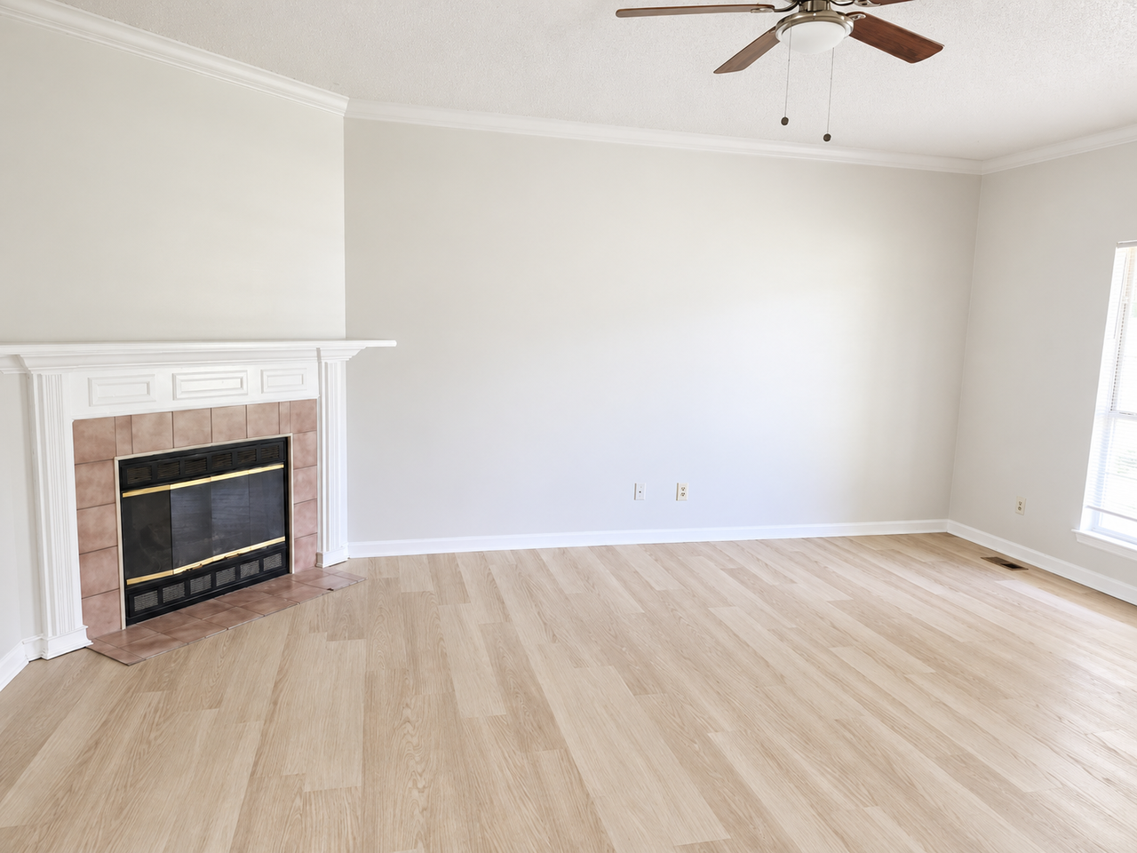 127 Amberwood Dr #1 - Photo 6 of 7