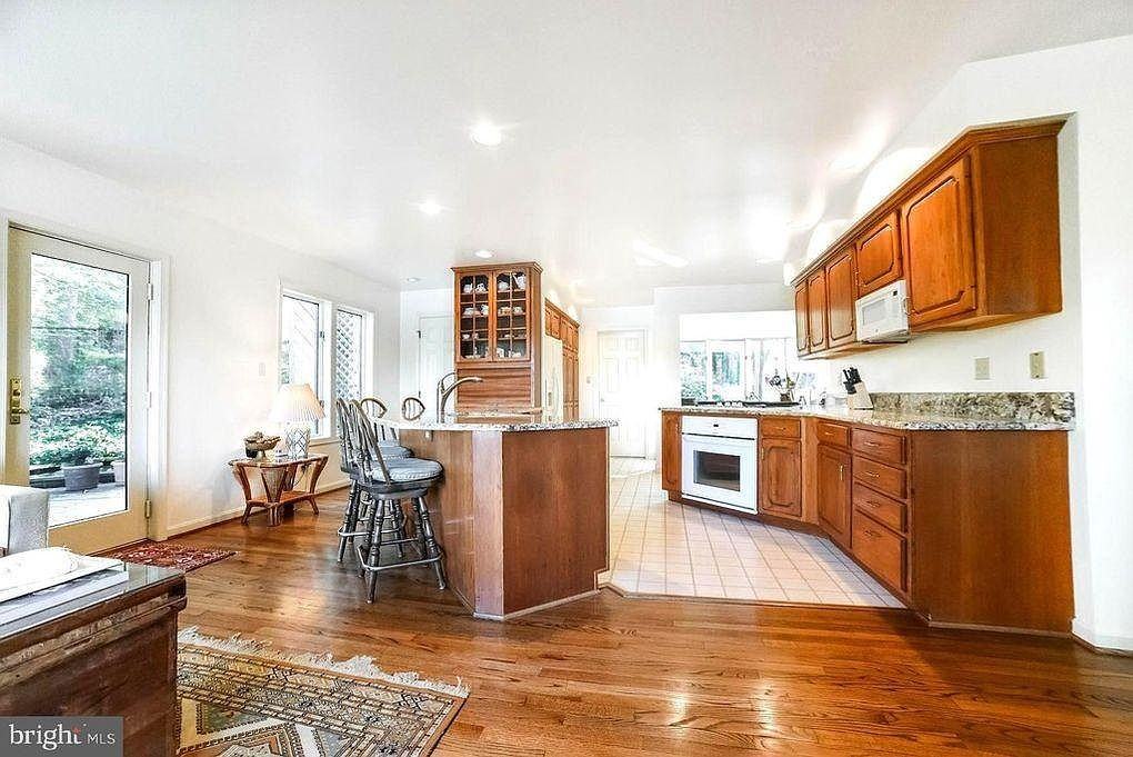 19968 Tower Hill Rd #1 - Photo 3 of 20