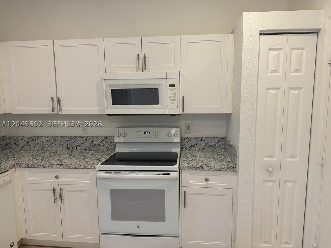 9064 Nw 54th St #9064 - Photo 5 of 41