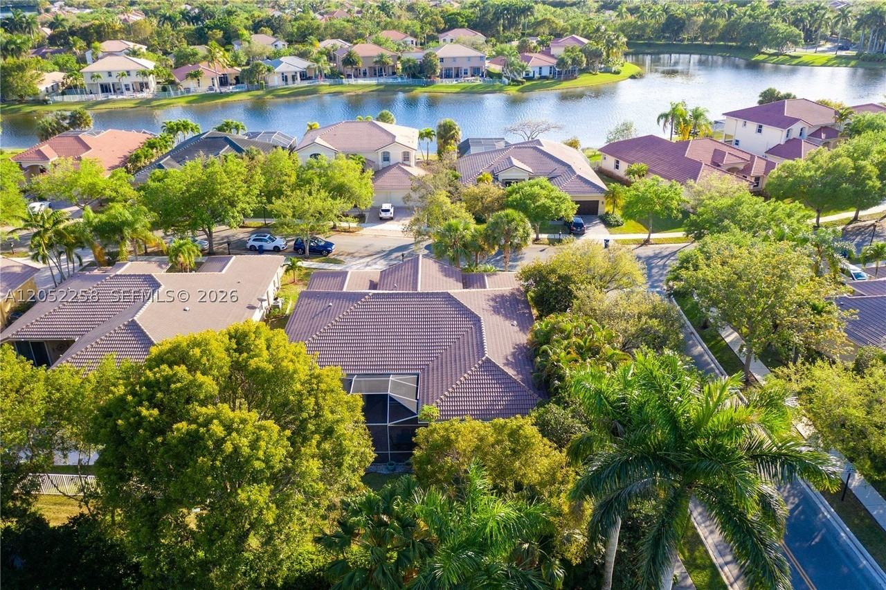 3929 Osprey Ct #3929 - Photo 4 of 35