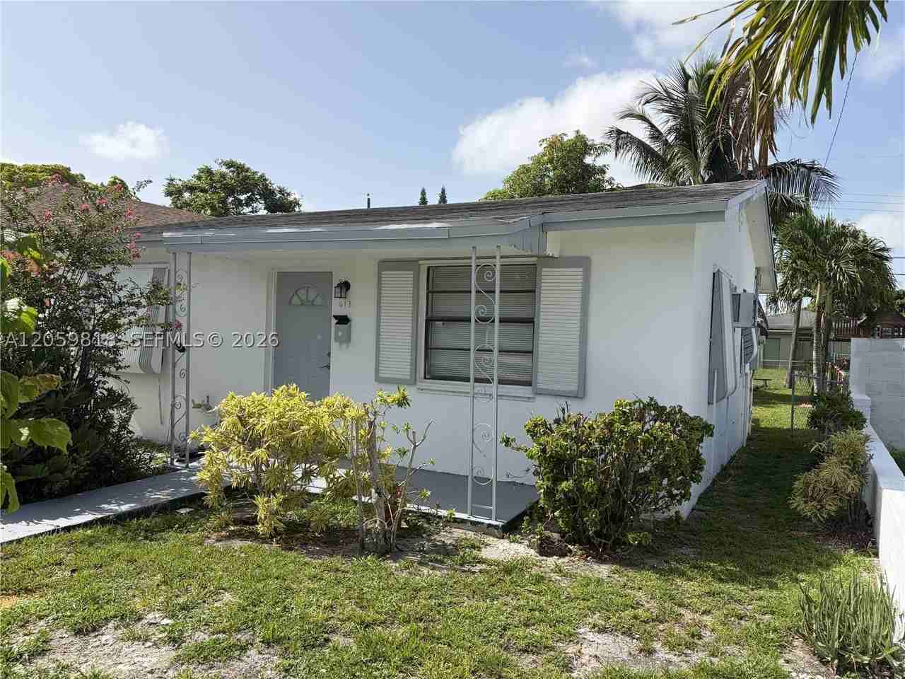 613 Nw 5th Ct - Photo 3 of 13