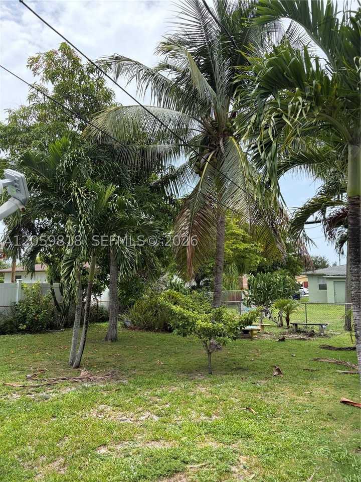 613 Nw 5th Ct - Photo 4 of 13