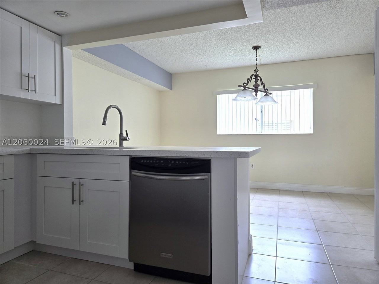 900 Sw 104th Ct #B206 - Photo 4 of 17