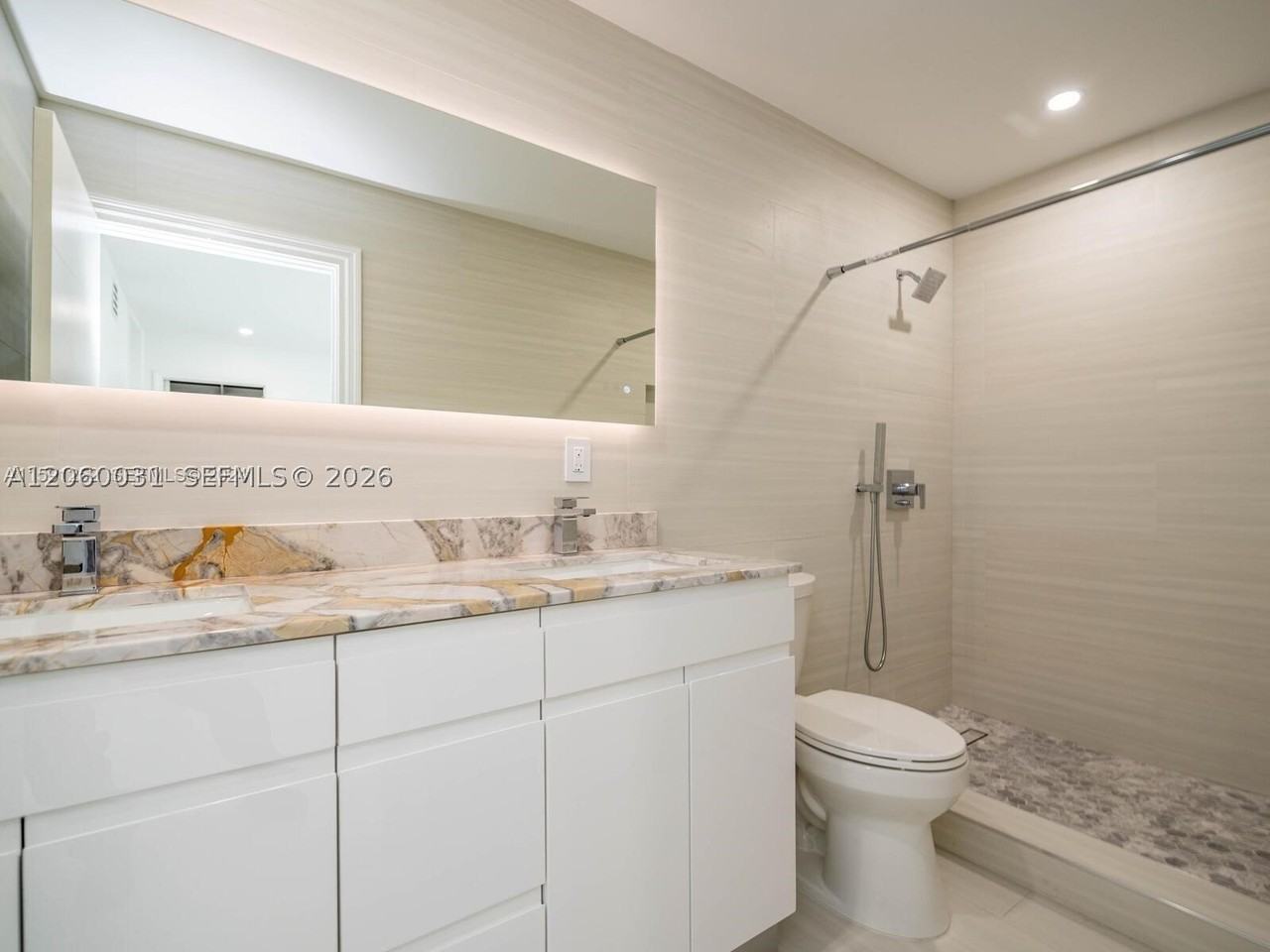 30 Nw 41st St #1 - Photo 7 of 19