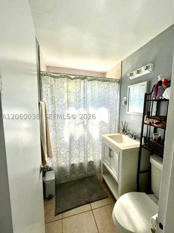 650 84th St #35 - Photo 3 of 10