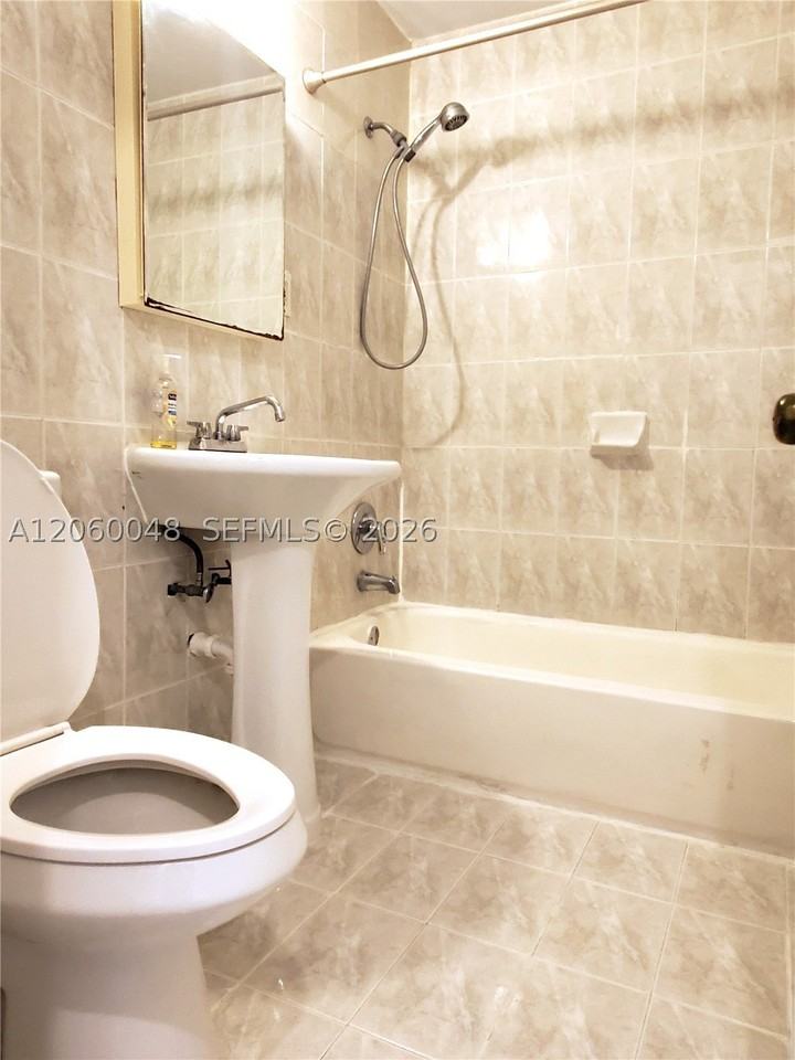 6580 Santona St #A26 - Photo 4 of 10