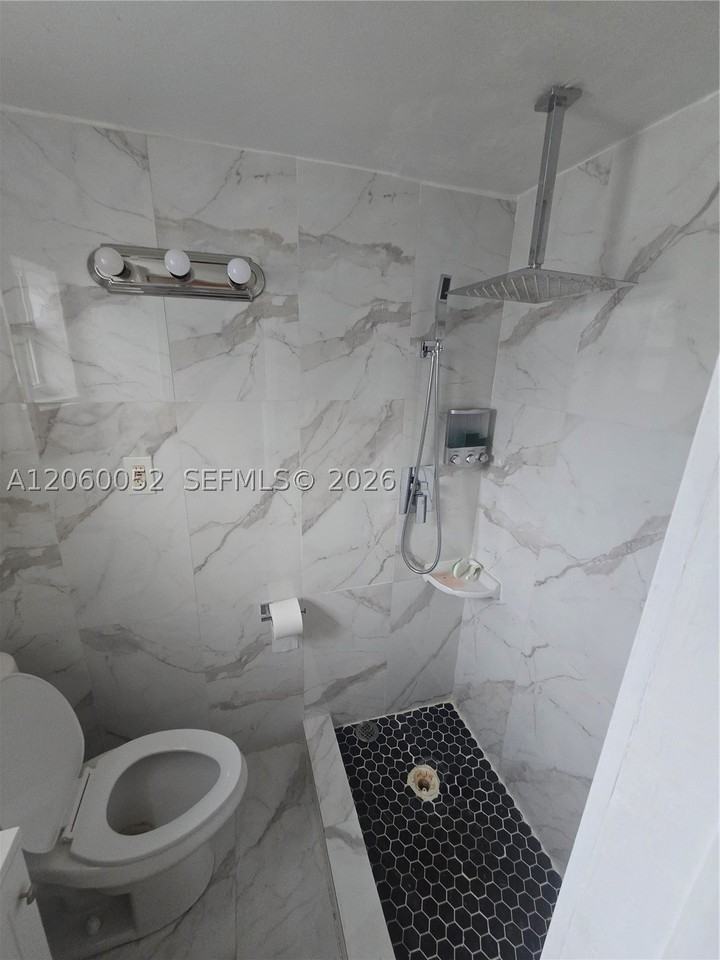 1795 Nw 85th St - Photo 3 of 12