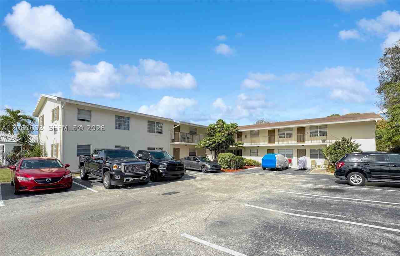 215 Nw 25th St #5