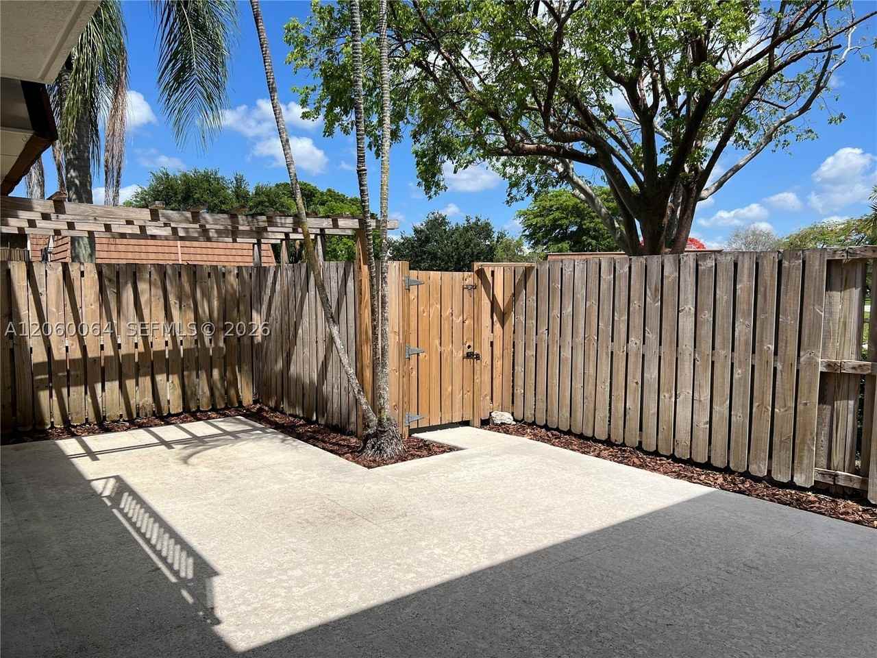 9105 Sw 19th Pl #A - Photo 3 of 28