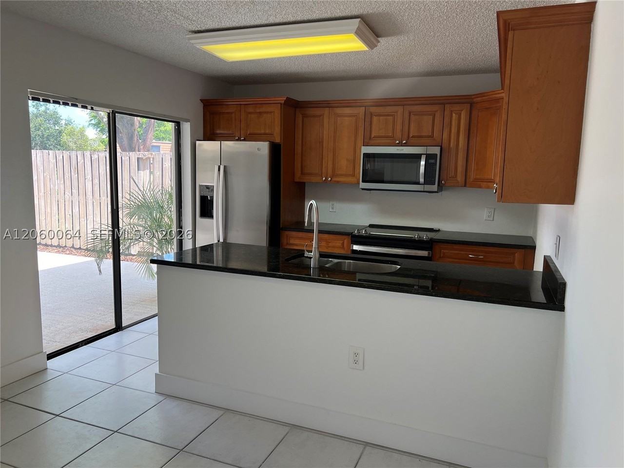9105 Sw 19th Pl #A - Photo 7 of 28