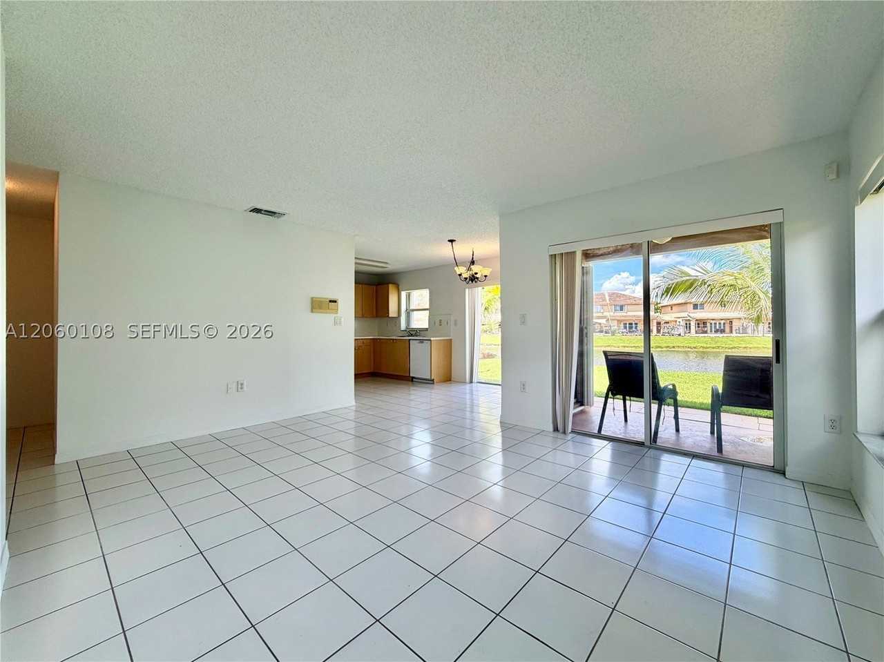 7557 Sw 164th Ct - Photo 3 of 19
