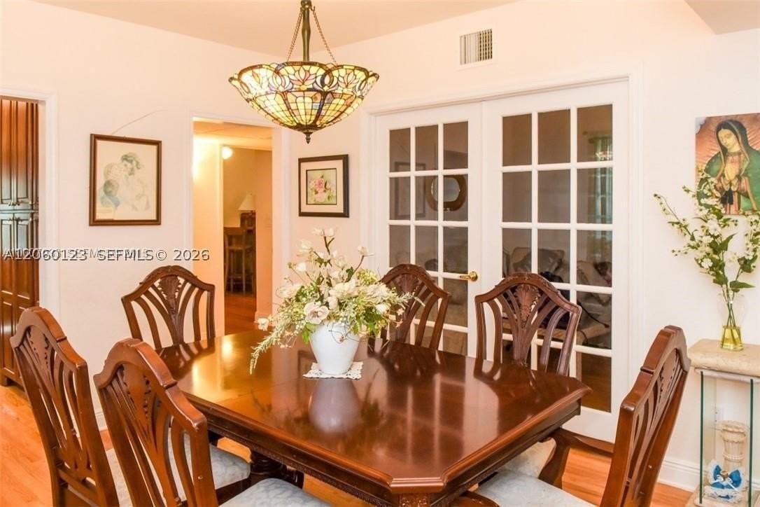 1735 Jefferson St #1735 - Photo 3 of 11
