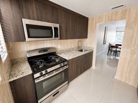 1027 94th St #4 - Photo 1 of 1