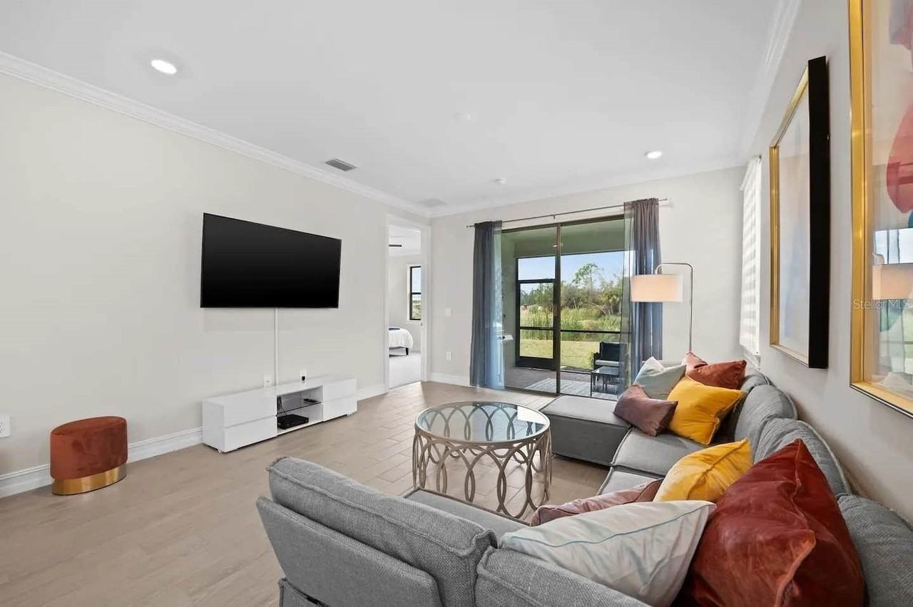 245 Teramo Way - Photo 7 of 28