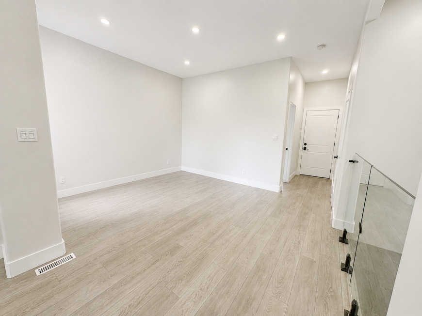 482 King William St - Photo 5 of 10
