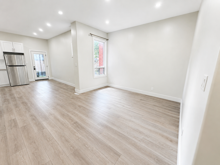 482 King William St - Photo 7 of 10