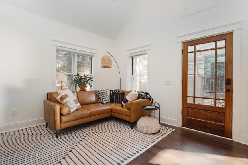 2074 Dunwoody St Ne - Photo 4 of 10
