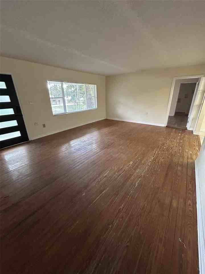 2899 E Crooked Lake Dr - Photo 3 of 26