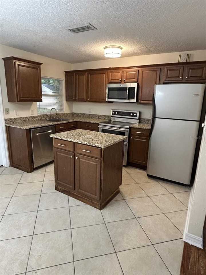 2899 E Crooked Lake Dr - Photo 5 of 26