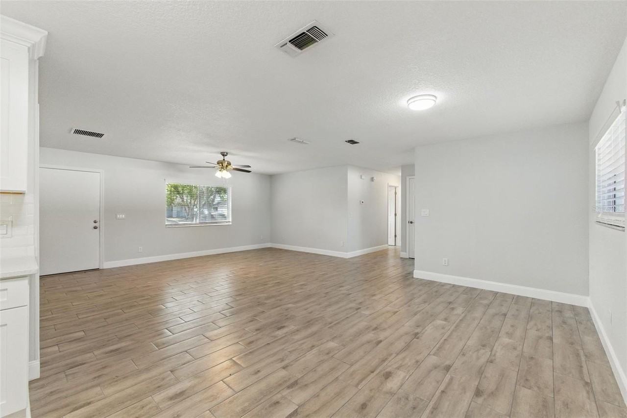 8255 Pamlico St - Photo 3 of 27