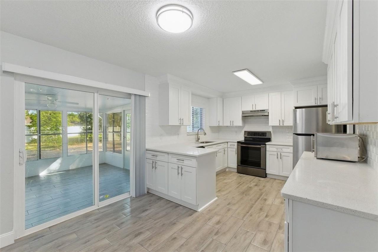 8255 Pamlico St - Photo 4 of 27