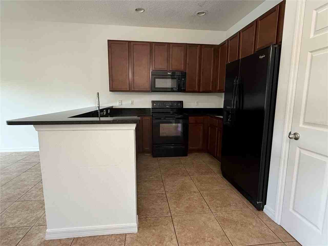 12243 Citruswood Dr - Photo 4 of 30
