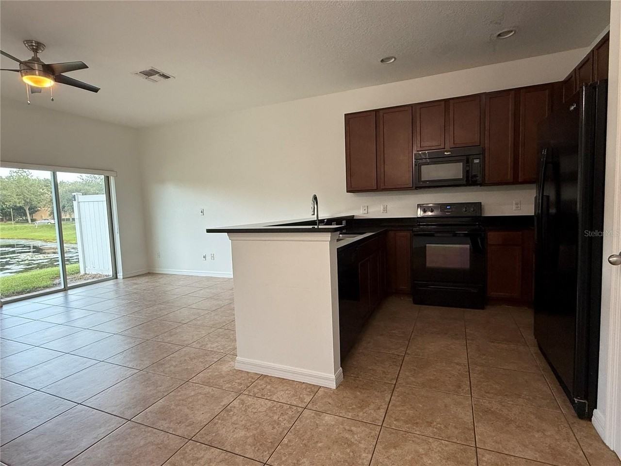12243 Citruswood Dr - Photo 5 of 30