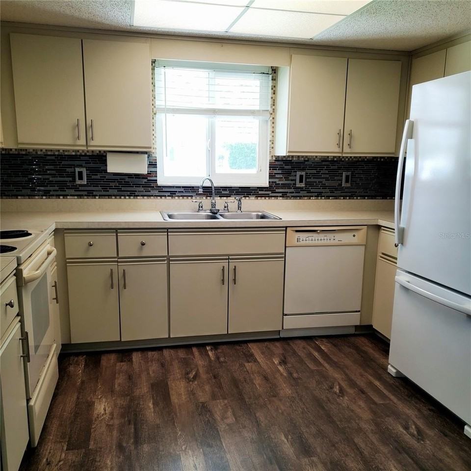 6311 Sw 106th Pl - Photo 2 of 14