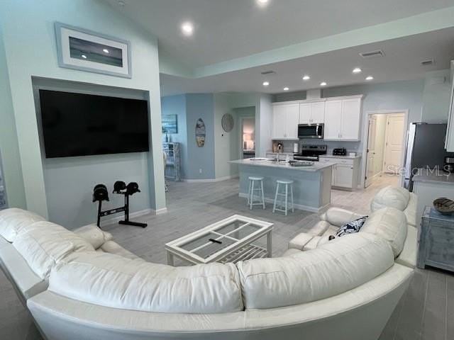261 Gypsy Palace Ln - Photo 5 of 50