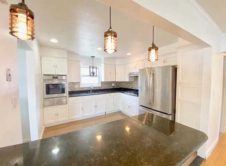 4218 Avenue I - Photo 6 of 10