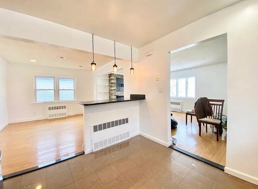 4218 Avenue I - Photo 7 of 10