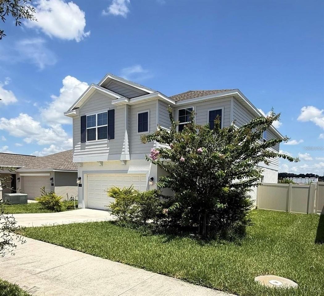 827 Ofanto Way - Photo 3 of 28