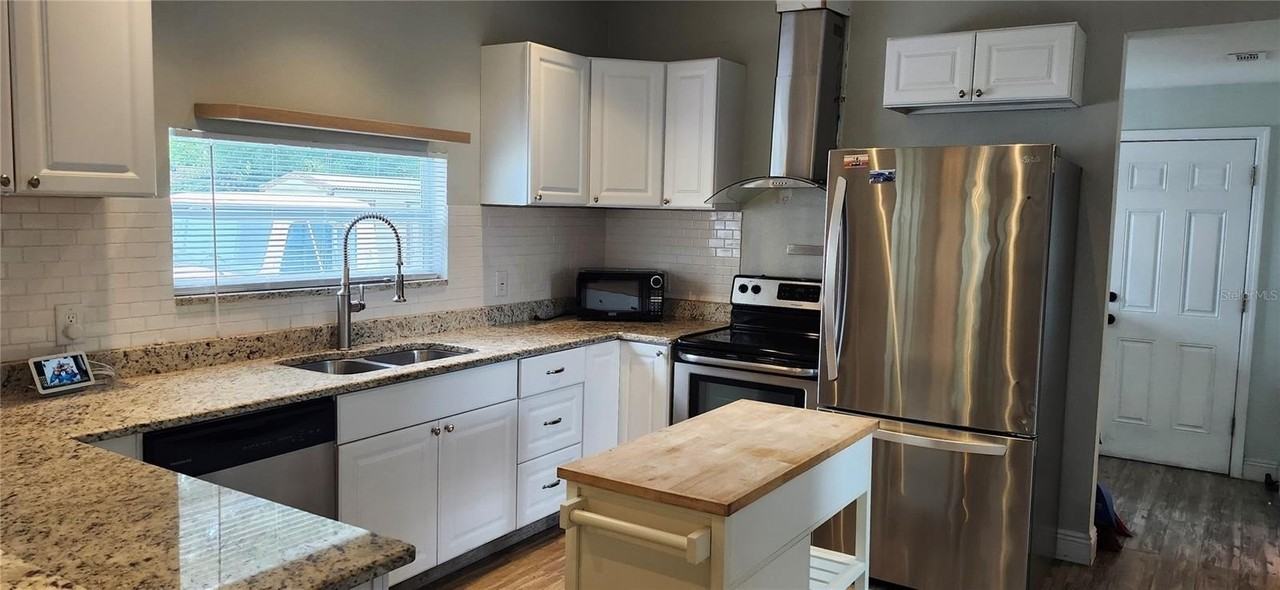 1703 E 29th Ave - Photo 3 of 44
