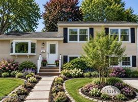 featured image of 1116 Darlene Ave