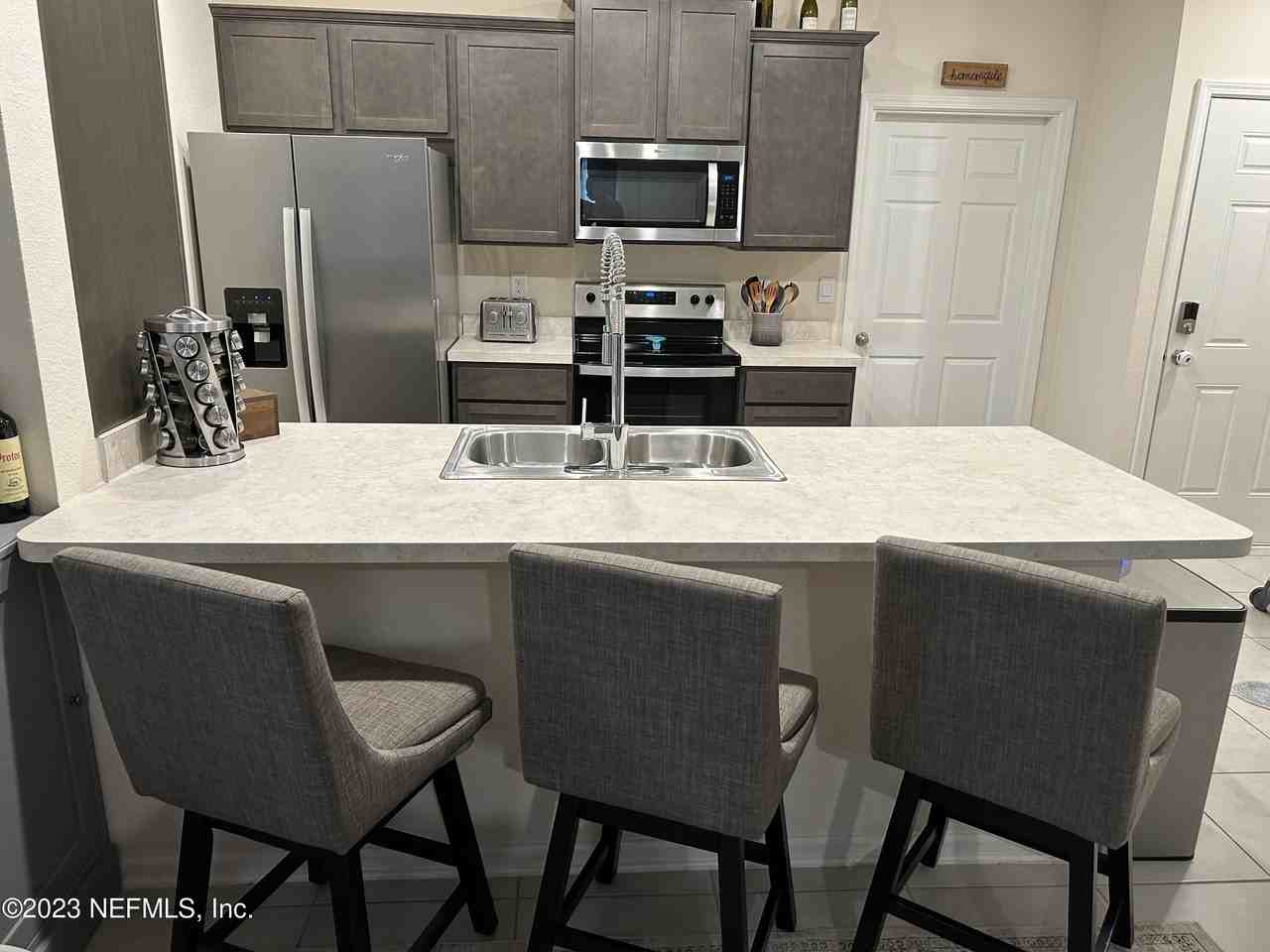 75510 Harvester St - Photo 6 of 27